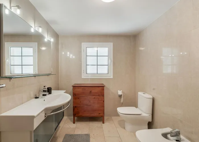 Villa La Caleta Seaside With Pool *