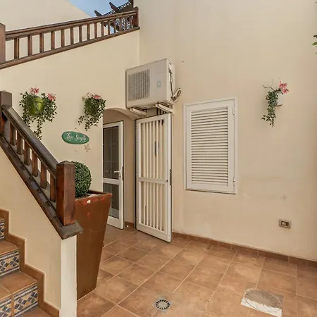 La Caleta Seaside With Pool * Адехе